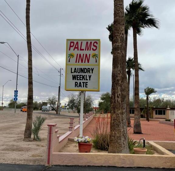 فندق على الطريق Palms Inn