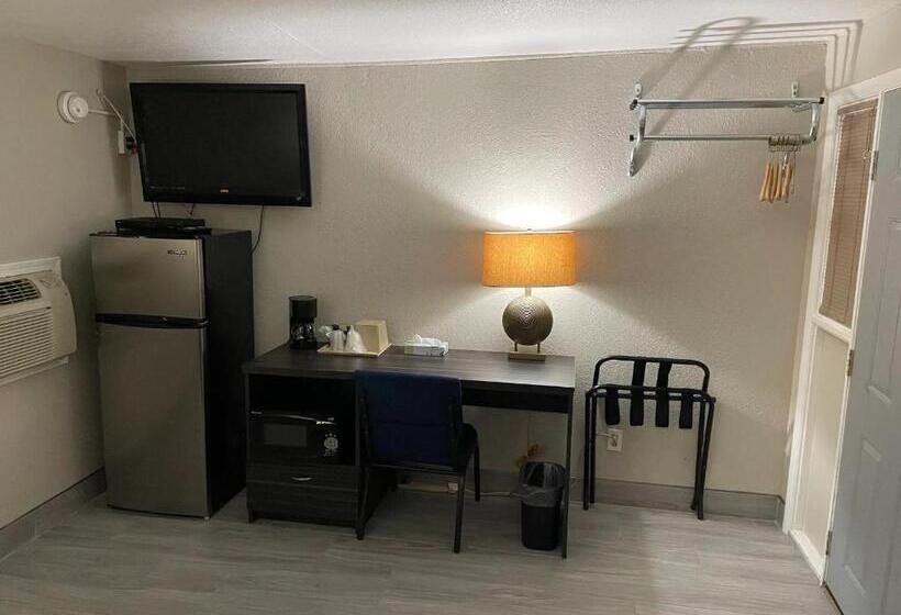 فندق على الطريق Palms Inn