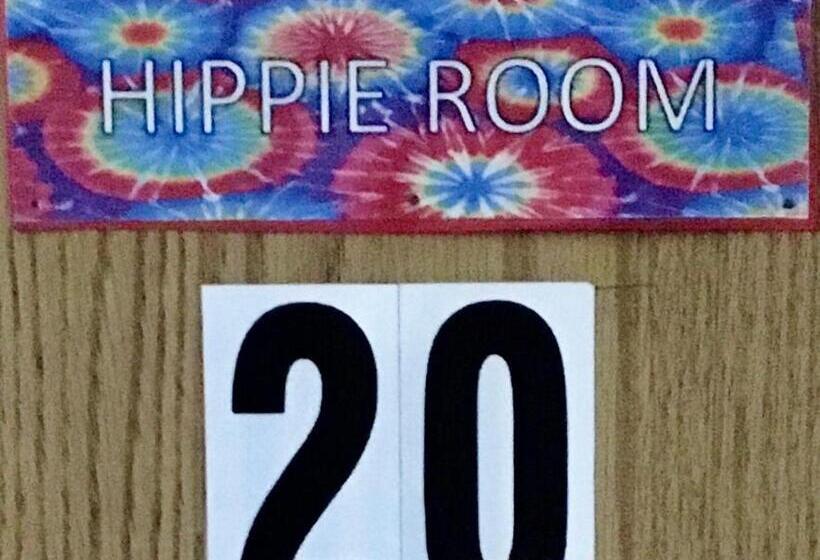 فندق على الطريق Sunset View Inn L.l.c