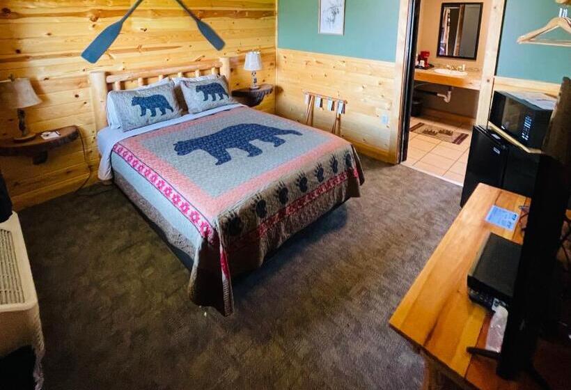 فندق على الطريق The Fishing Bear Lodge