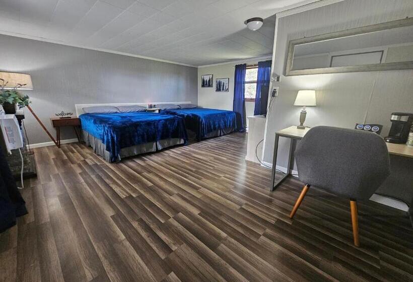 The Last Resort Motel