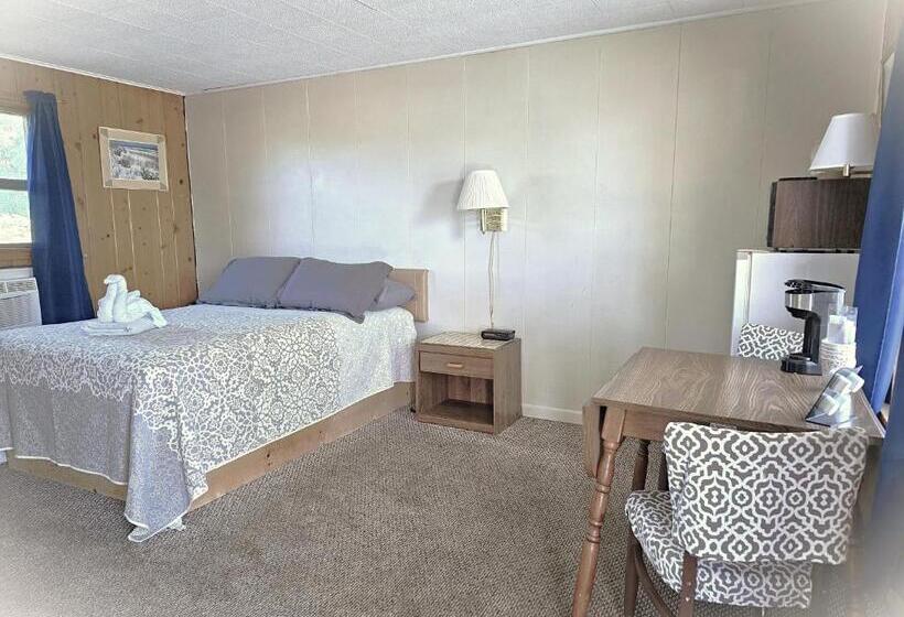 The Last Resort Motel