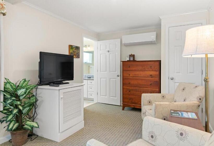 모텔 The Sparhawk Oceanfront Resort