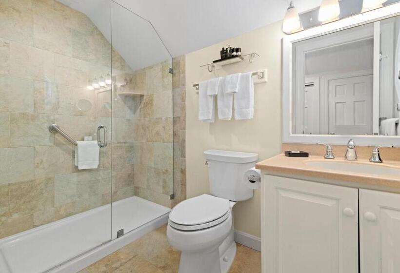 모텔 The Sparhawk Oceanfront Resort