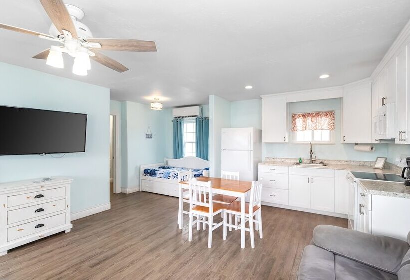 مُتل Tropic Island Resort