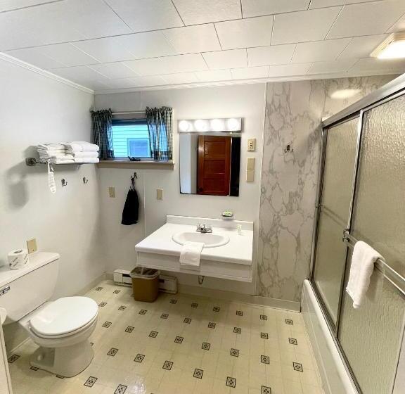 Mount Coolidge Motel