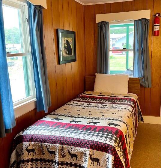 Mount Coolidge Motel