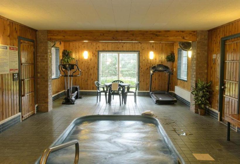 North Star Hotel Pictured Rocks