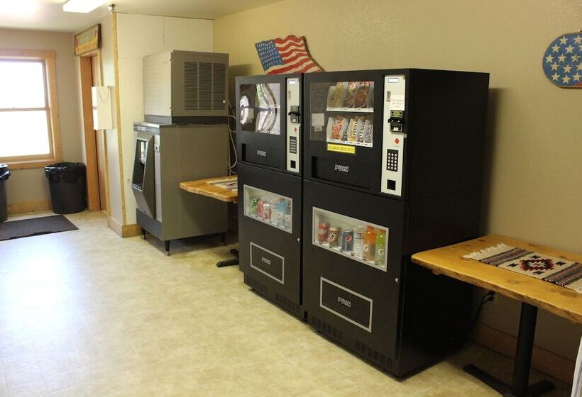 Old Corral Hotel & Steakhouse