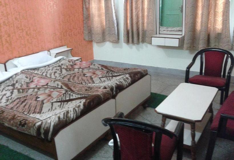 Radiant Ymca Tourist Hostel