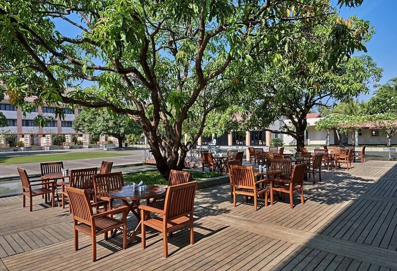 Radisson Blu Resort & Spa Alibaug