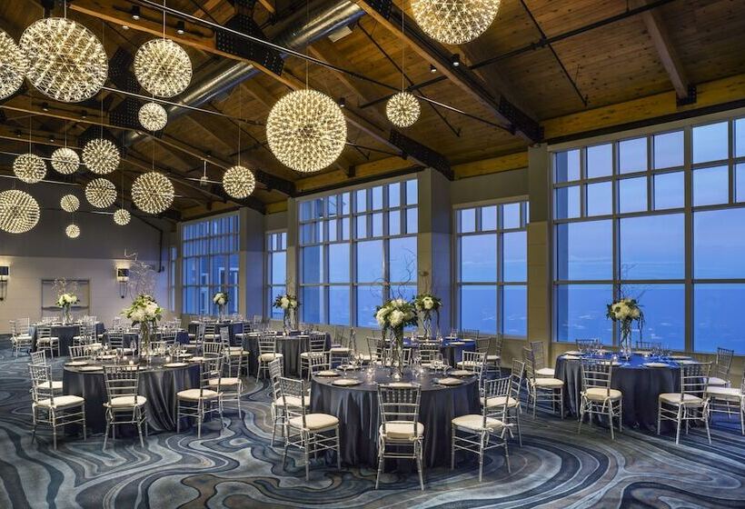 渡假胜地  Cliff House Maine