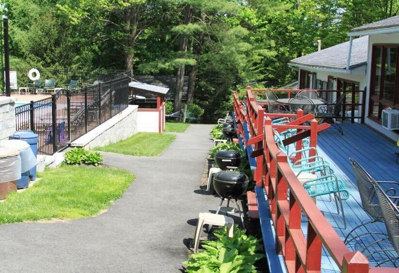 リゾートホテル Cramers Point Lake Breeze