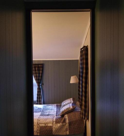 リゾートホテル Cramers Point Lake Breeze