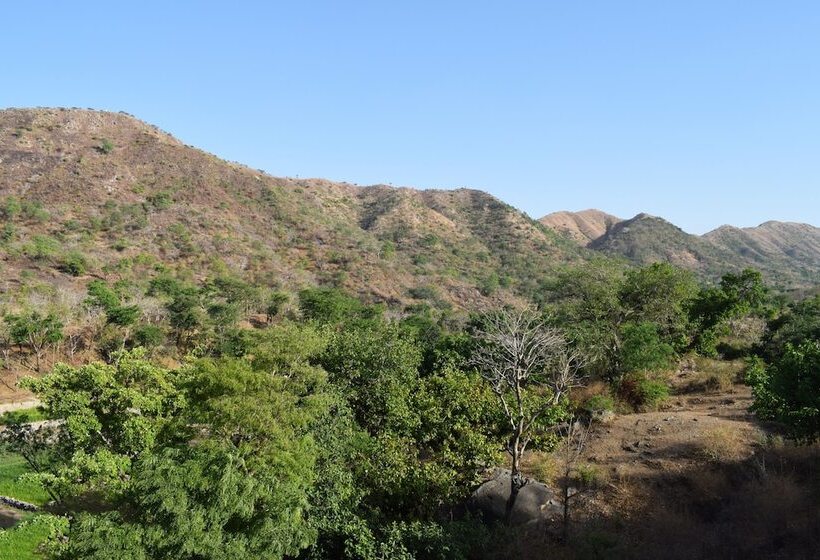 منتجع Kumbhalgarh Forest Retreat