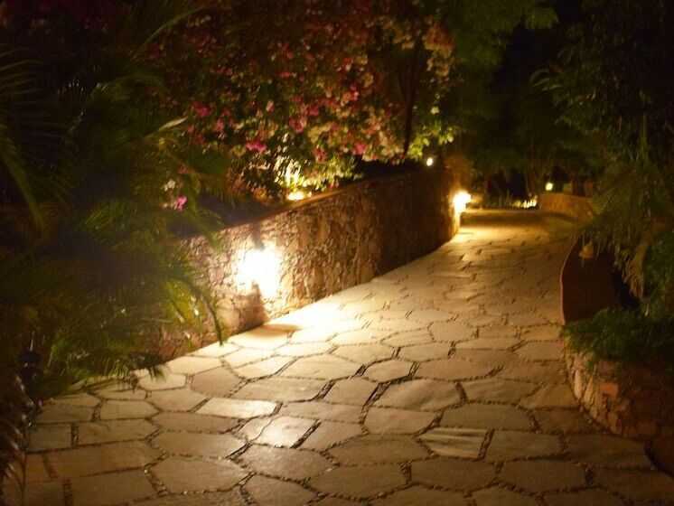 منتجع Kumbhalgarh Forest Retreat