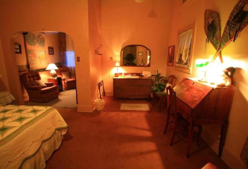 School House Inn Bed & Breakfast