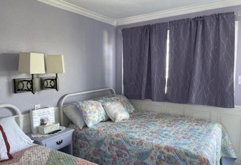 Sugarloaf Mountain Motel