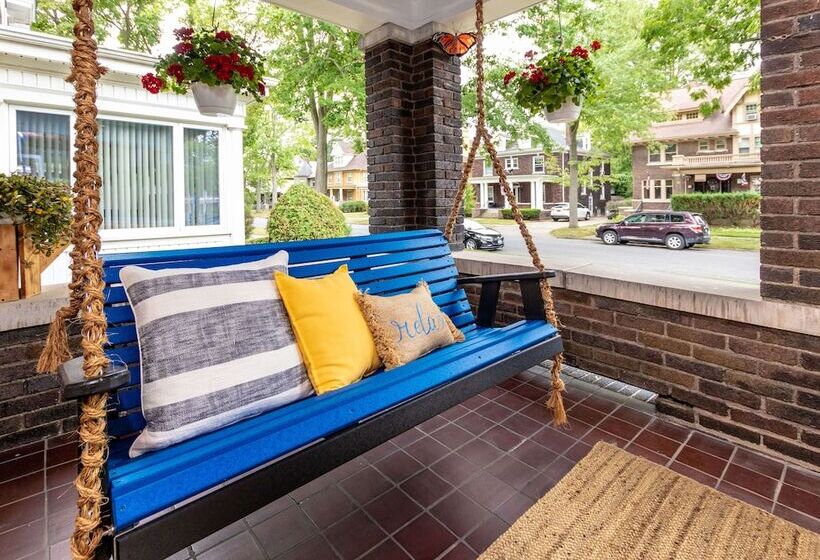 The Butler House Bed & Breakfast