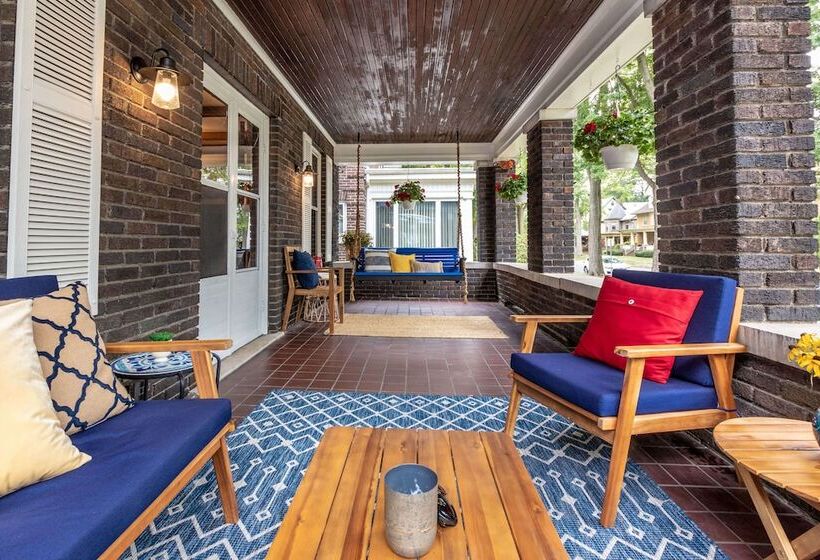 The Butler House Bed & Breakfast