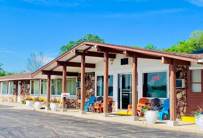 The Crossroads Motel