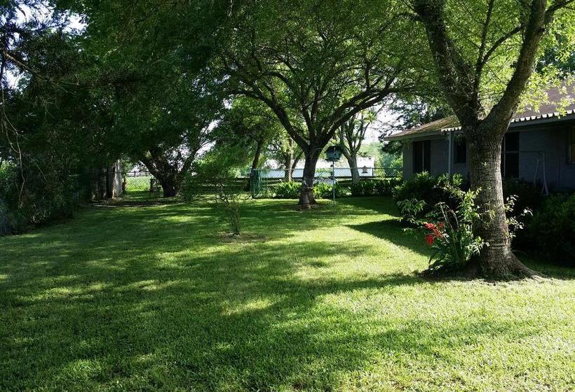 The Hoffmann Vacation Rental Bed & Breakfast