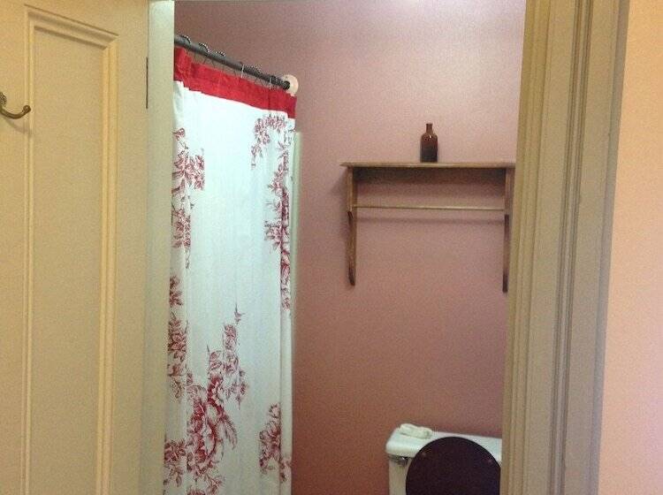 The Hostel California