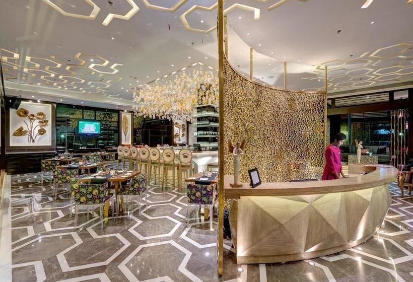 The Hotel Hindusthan International