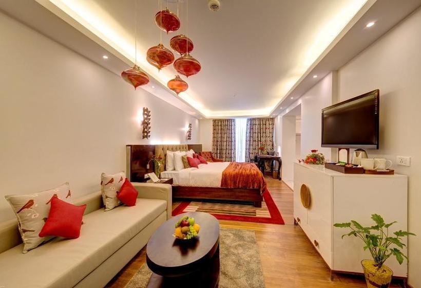 The Hotel Hindusthan International