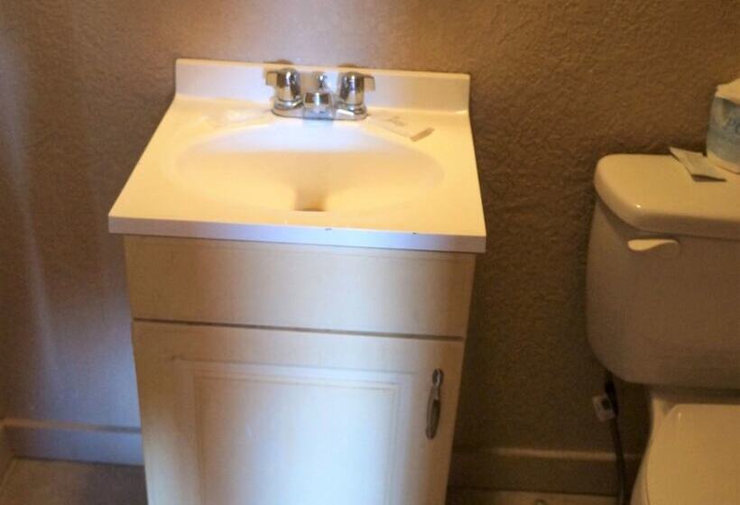 White Mountain Motel