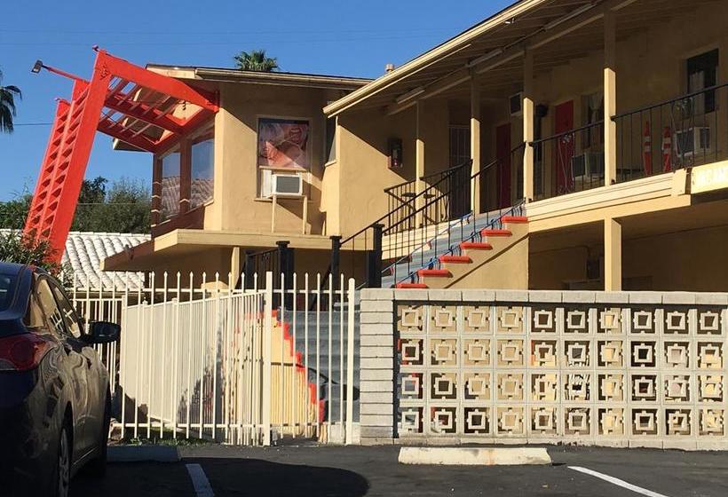 Aloha Hotel Palm Springs