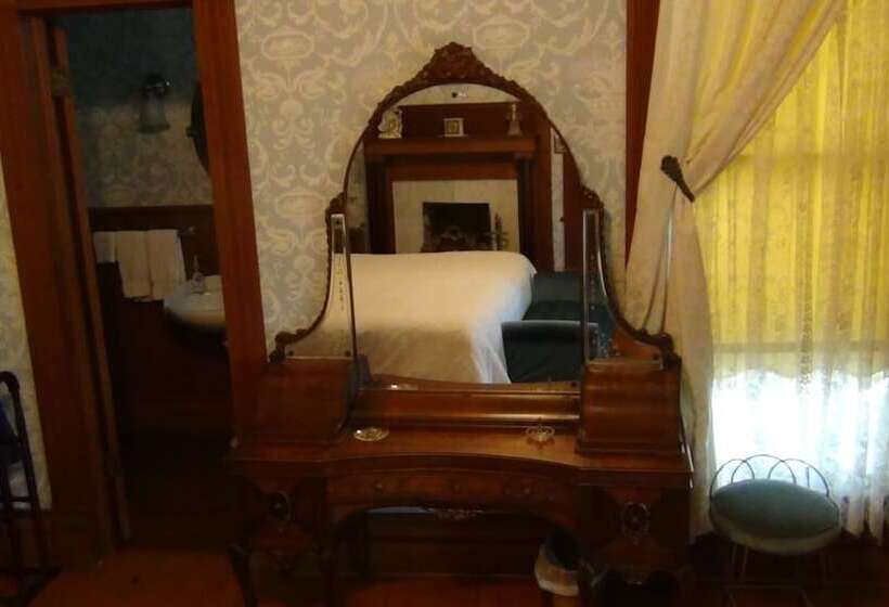 Angel Rose Bed & Breakfast