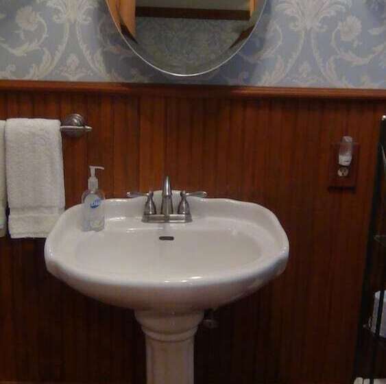 Angel Rose Bed & Breakfast