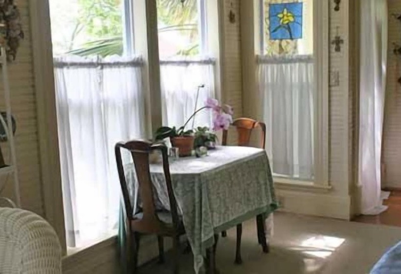 Angel Rose Bed & Breakfast