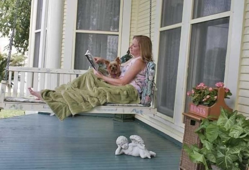 Angel Rose Bed & Breakfast