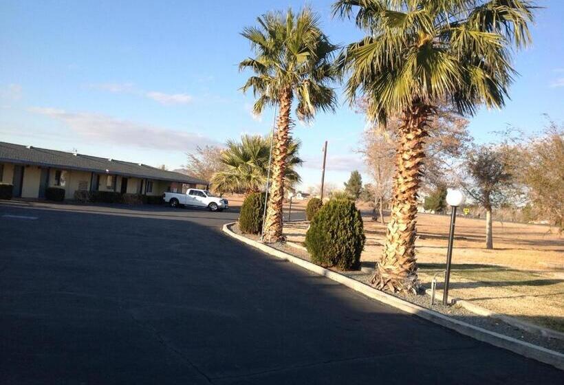 Apple Valley Motel