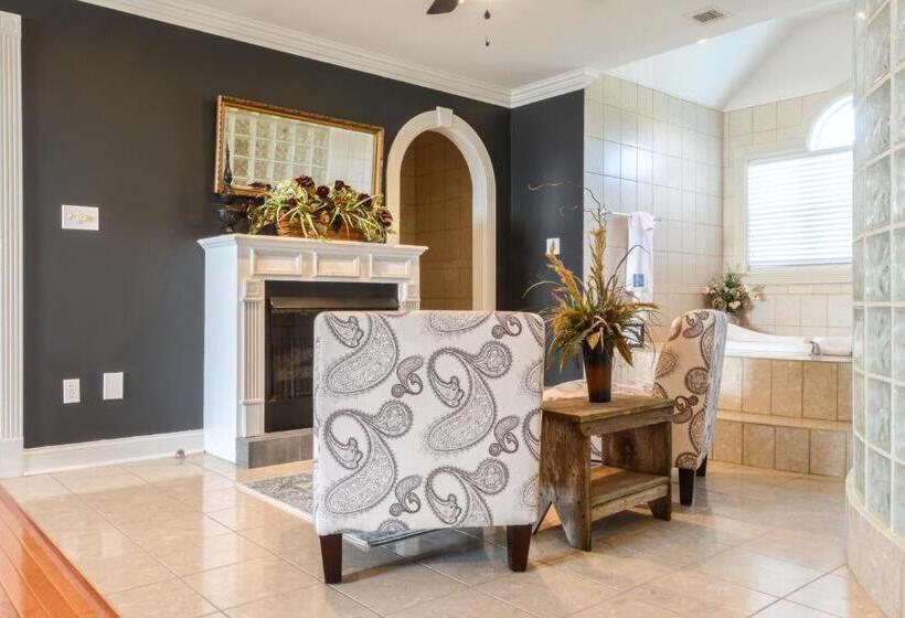 Barren Breeze Bed And Breakfast