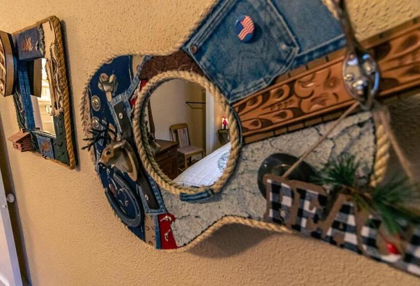 مبيت وإفطار 1899 Inn