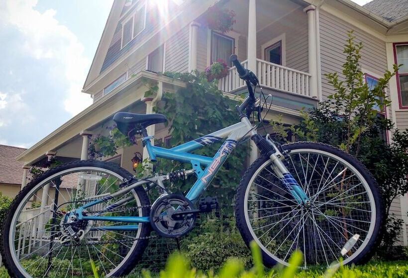 مبيت وإفطار 1899 Inn