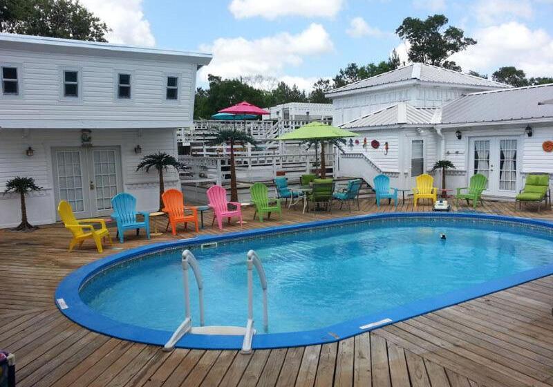 민박 Book Nook Inn