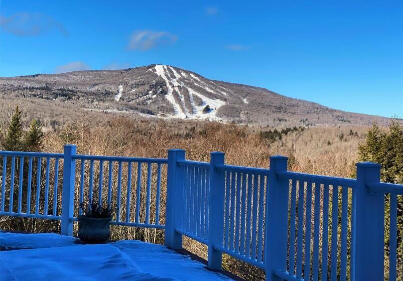 مبيت وإفطار Bromley View Inn