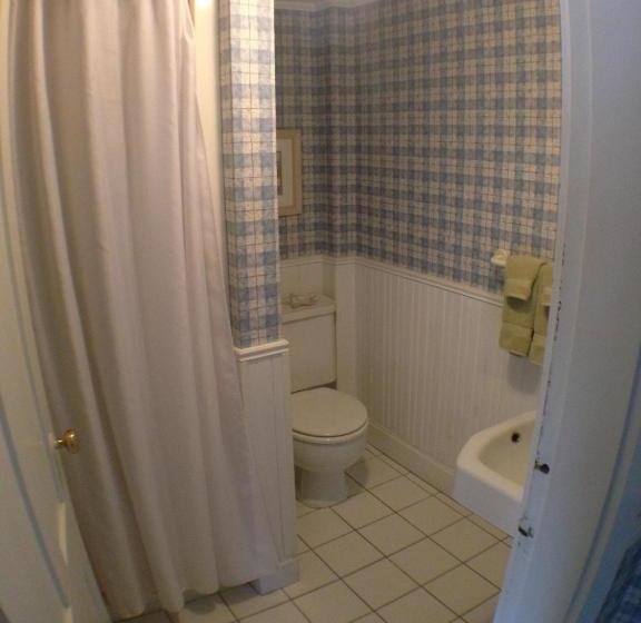 مبيت وإفطار Lantana House