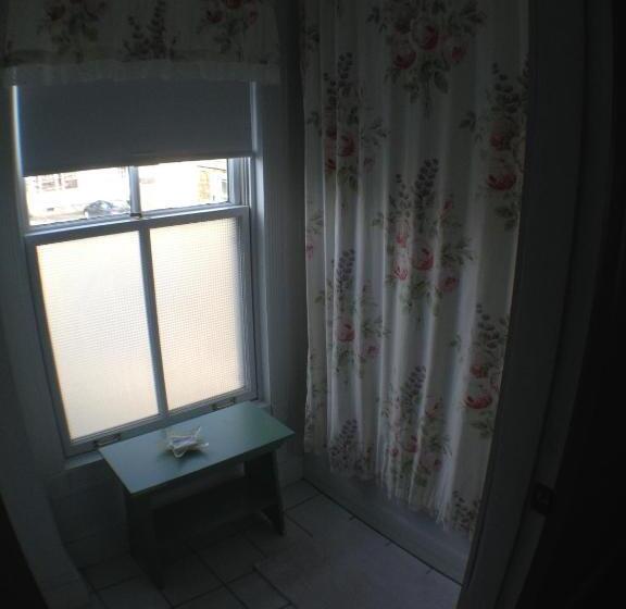 مبيت وإفطار Lantana House