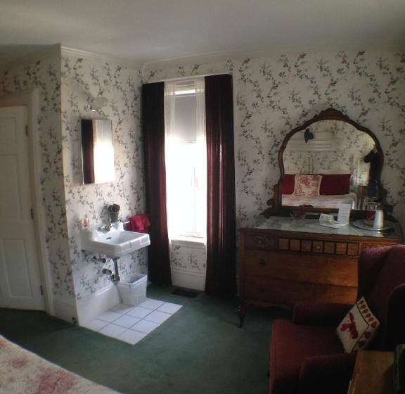 مبيت وإفطار Lantana House