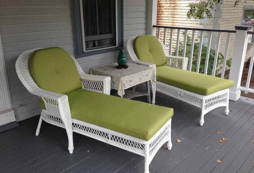 مبيت وإفطار Lantana House