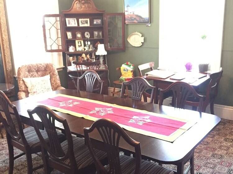 مبيت وإفطار Lantana House