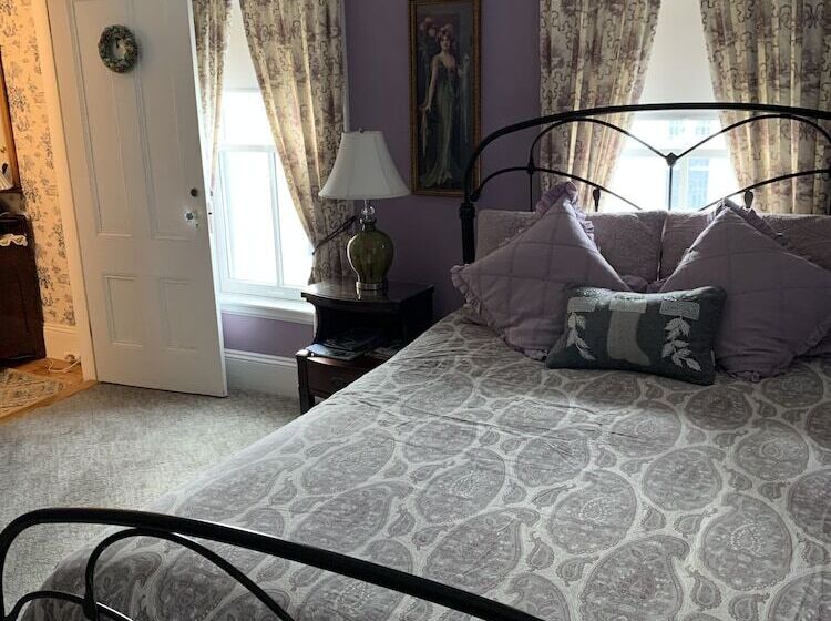 مبيت وإفطار Lantana House