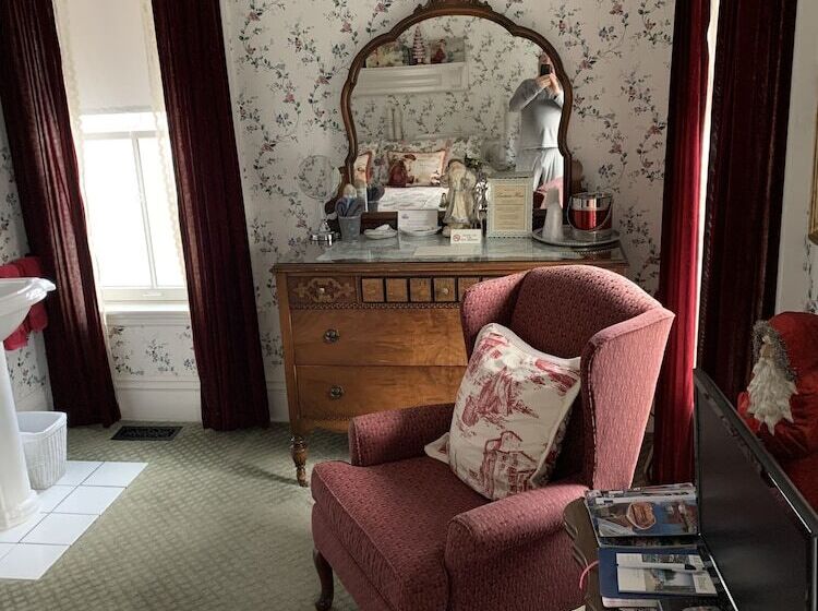 مبيت وإفطار Lantana House