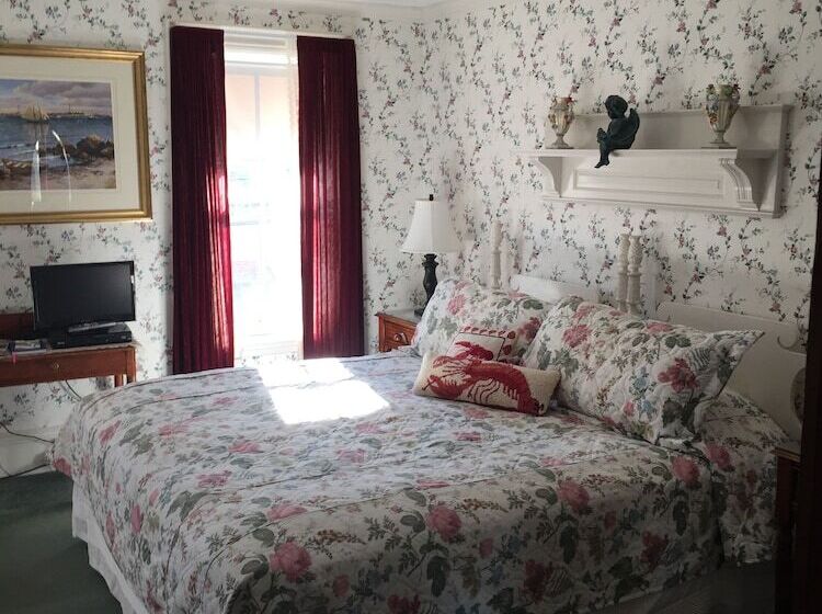 住宿加早餐  Lantana House
