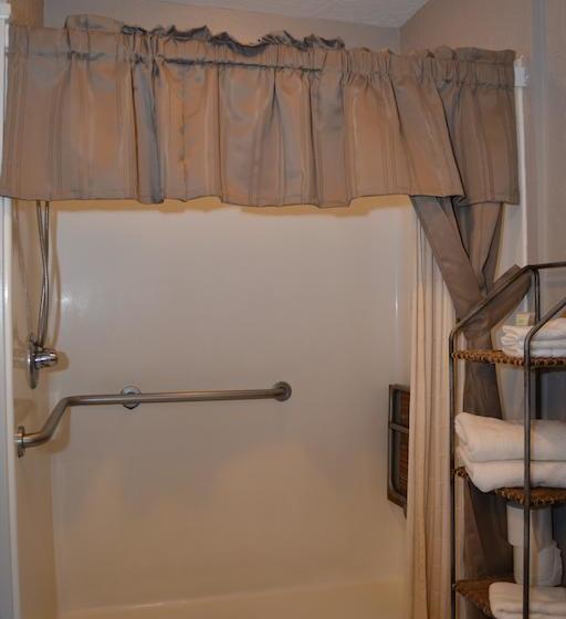 مبيت وإفطار Lindley House Garden Cottages